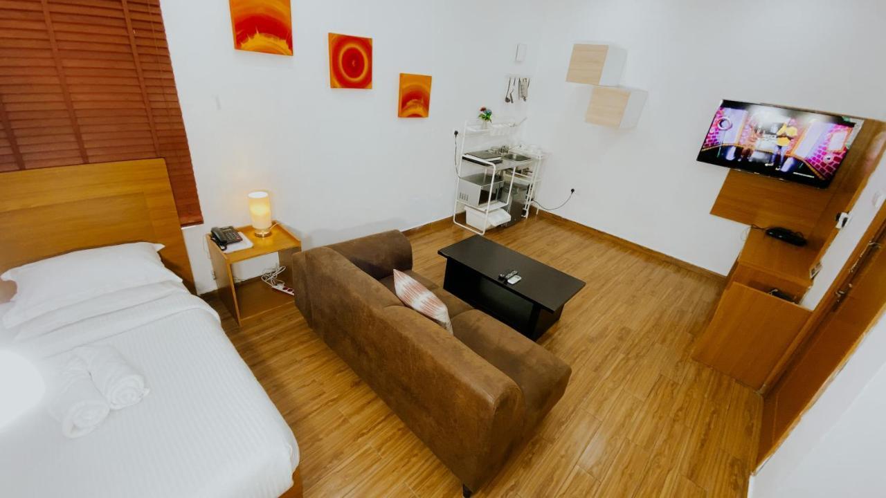 Taverna Lounge & Boutique Hotel Port Harcourt Eksteriør billede
